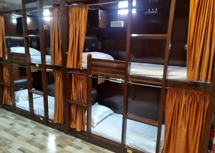 Unibed Dormitory Mumbai
